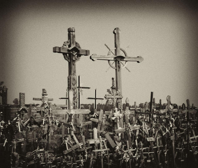 La colina de las cruces