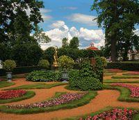 Jardines del Palacio de Petergorf
