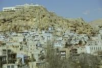 17-18d-Maaloula